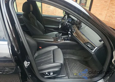 2021 BMW 530 I z USA, uszkodzony, nr VIN WBA53BH0XMWX00878